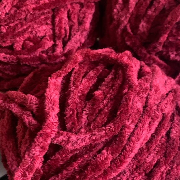 Assorted Chenille Yarn - Picture 8 of 9